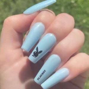 Meet your Posher, Delaney